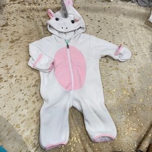 Fleece Halloween Unicorn Costume Girl Runs Big